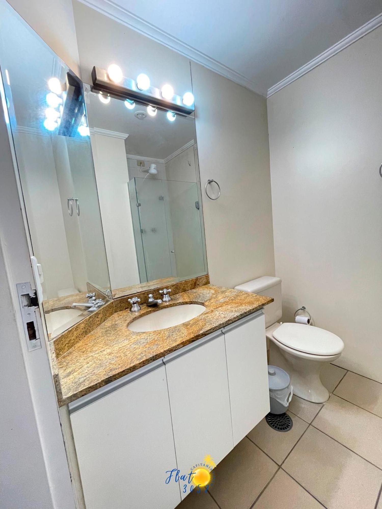 Flat Capitania Varam Guaruja Luaran gambar